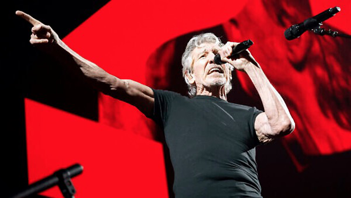 Roger Waters Slams Into the Wall Going From Anti-Israel To Pro-Russia